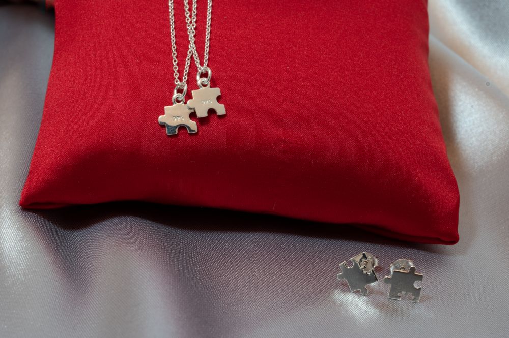 The Missing Pieces SET