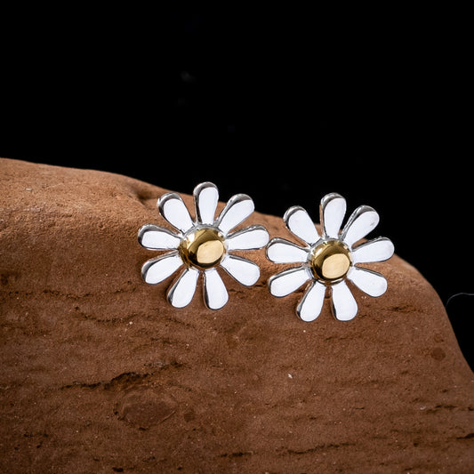 Wild Daisies Stud Earrings