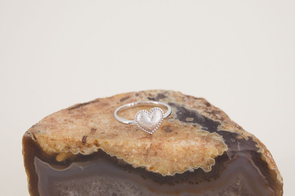 Matte Heart Ring